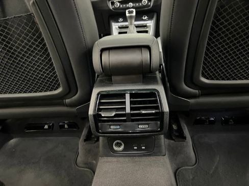 Used 2023 Audi Q3 2.0T Premium image 23