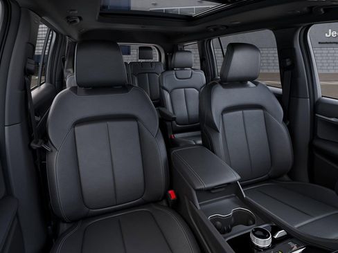 New 2026 Jeep Grand Cherokee L Limited AWD/4WD image 16
