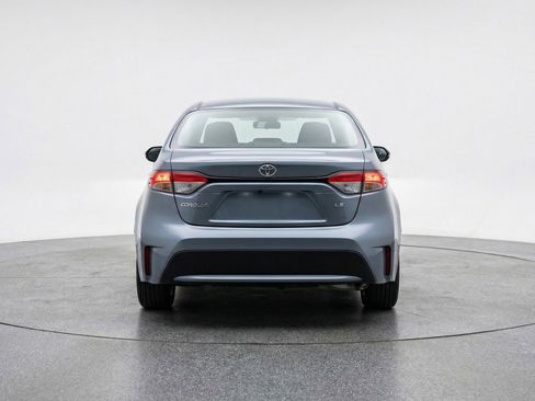 Used 2025 Toyota Corolla LE image 7
