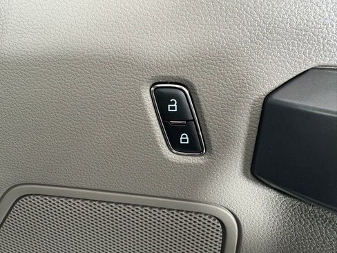 Used 2022 Ford F250 XLT w/ FX4 Off-Road Package image 42