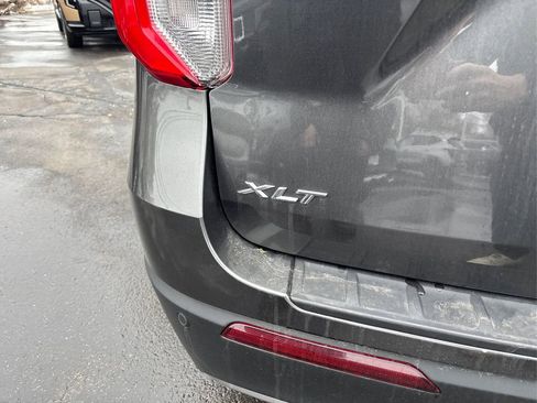 Used 2020 Ford Explorer XLT w/ Equipment Group 202A image 15