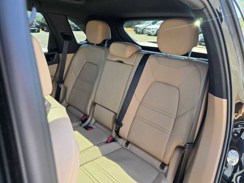 Used 2019 Porsche Cayenne AWD/4WD image 19