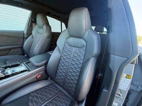 Certified 2024 Audi RS Q8 4.0T w/ Black Optic Package image 18