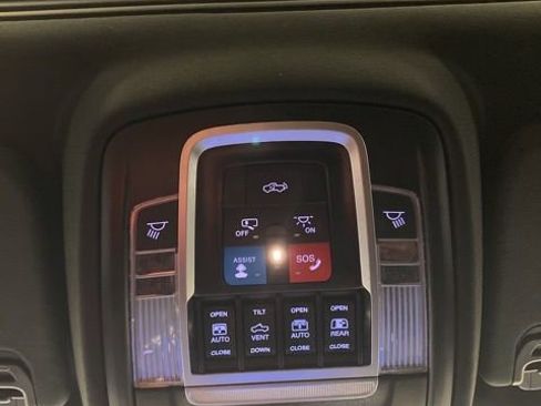 Used 2025 RAM 1500 Limited image 14