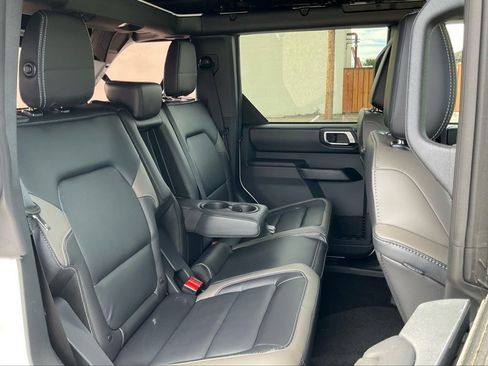 New 2025 Ford Bronco Outer Banks image 35