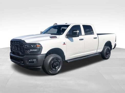 New 2025 RAM 2500 Tradesman AWD/4WD image 4