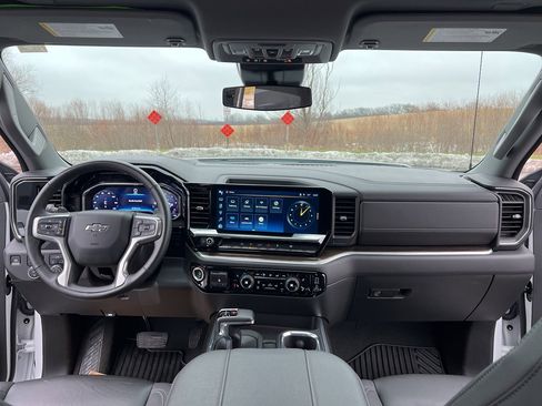 Used 2025 Chevrolet Silverado 1500 RST image 22