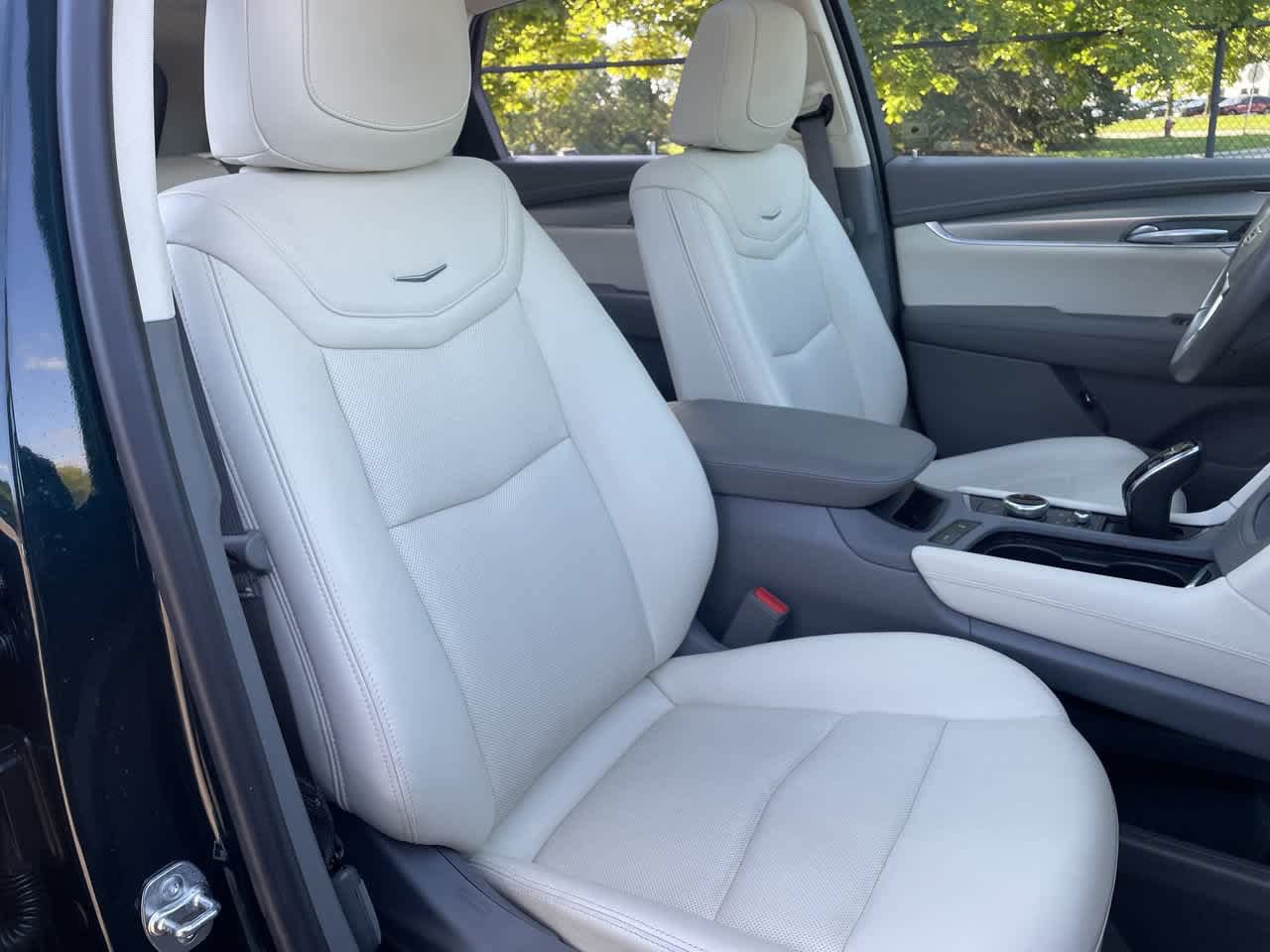 Certified 2024 Cadillac XT5 Premium Luxury FWD image 14