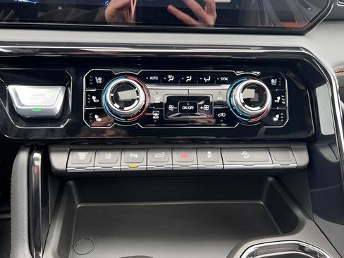 New 2026 GMC Sierra 3500 AT4 image 15