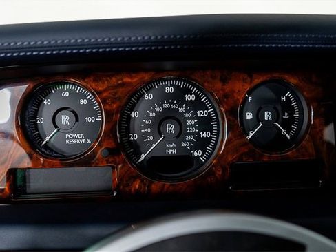 Used 2016 Rolls-Royce Phantom Sedan image 43