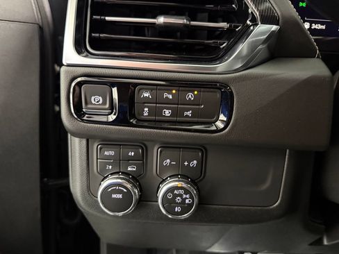 New 2026 GMC Yukon Elevation w/ LPO, Floor Liner Package AWD/4WD image 6