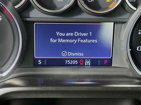 Used 2020 Chevrolet Silverado 1500 LTZ image 12