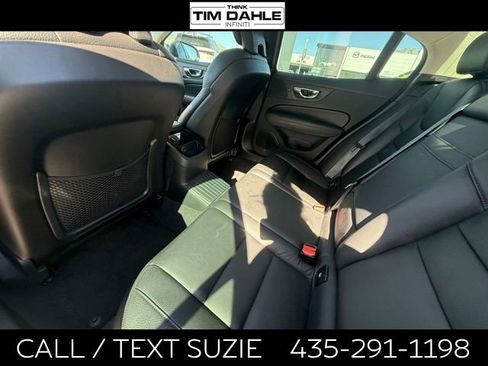 Used 2021 Volvo S60 T8 Inscription AWD/4WD image 12
