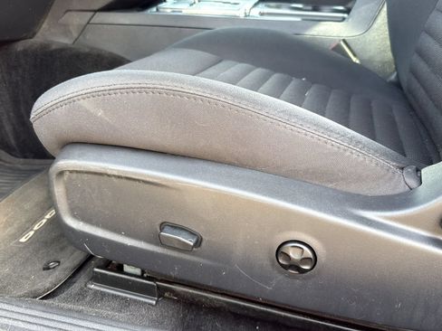 Used 2014 Dodge Challenger SXT RWD image 11