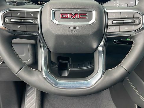 New 2026 GMC Yukon XL Elevation AWD/4WD image 21