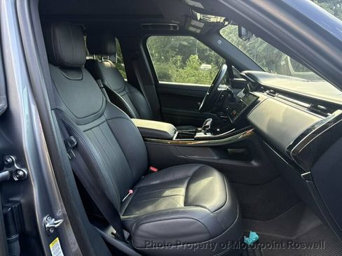 Used 2025 Land Rover Range Rover Sport Dynamic SE AWD/4WD image 23