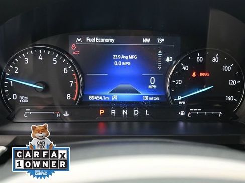 Used 2022 Ford Explorer XLT image 11