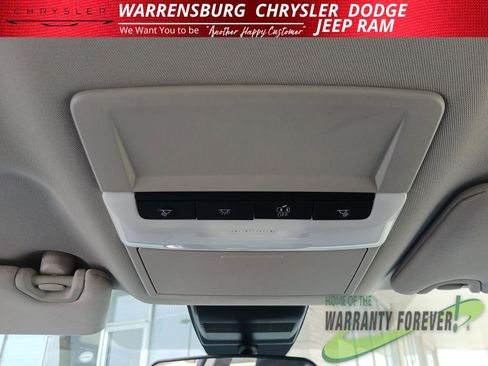 Used 2025 Nissan Altima 2.5 SV FWD image 28
