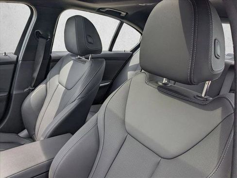 Used 2025 BMW 330i xDrive Sedan image 14