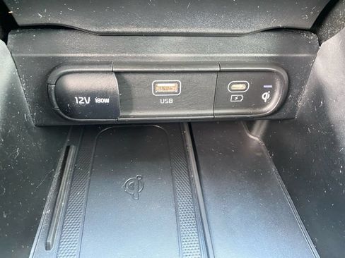 Used 2025 Kia Telluride S FWD image 20