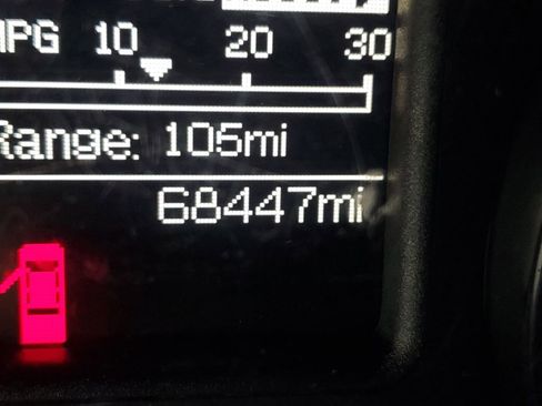 Used 2017 RAM 2500 Tradesman w/ Chrome Appearance Group image 24