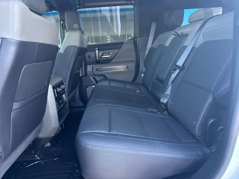 Used 2025 GMC Hummer EV 2X AWD/4WD image 27