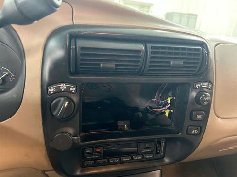 Used 1997 Ford Explorer XL image 14