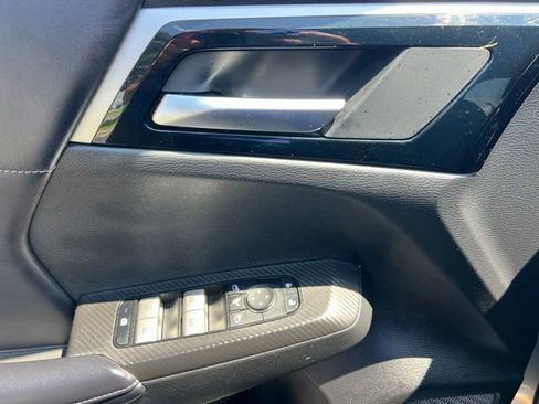 Used 2024 Mitsubishi Outlander SE FWD image 5