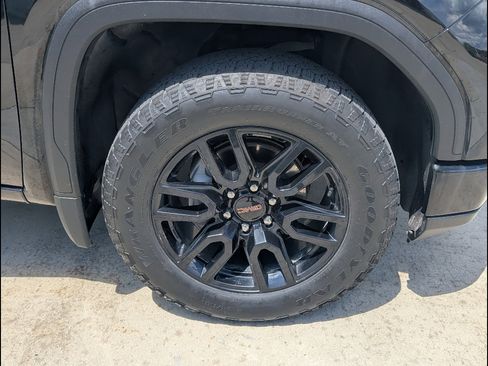 Used 2024 GMC Sierra 1500 Pro w/ Graphite Edition AWD/4WD image 16