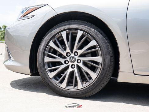 Used 2019 Lexus ES 350 w/ Premium Package FWD image 10