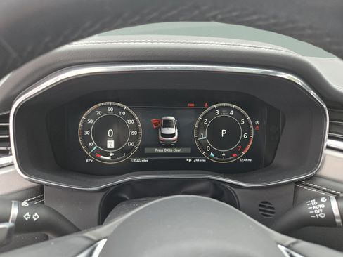 Used 2024 Jaguar F-PACE R-Dynamic S AWD/4WD image 14
