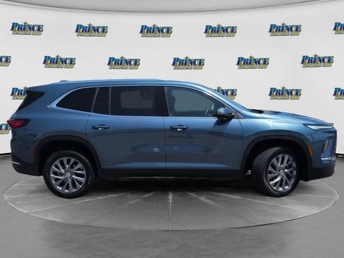 Used 2026 Buick Enclave Preferred FWD image 4