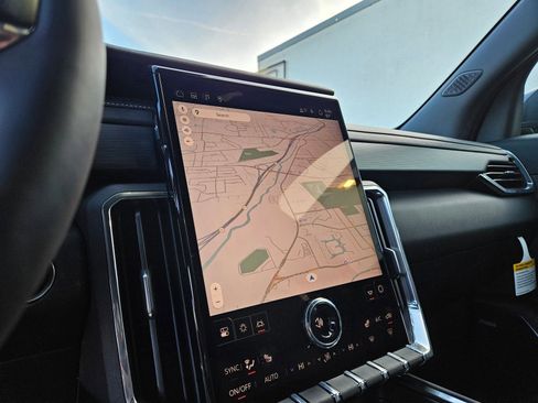 New 2026 GMC Acadia Elevation w/ Elevation Premium Package image 16