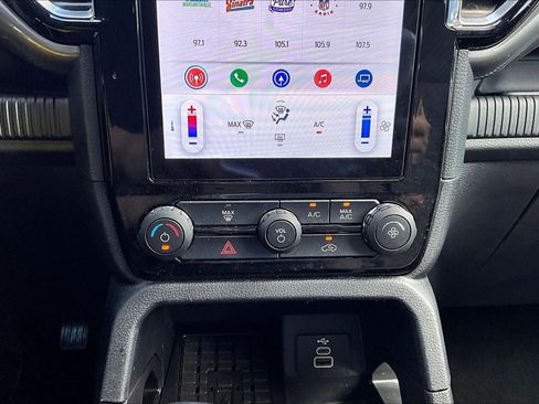 Used 2024 Ford Ranger XLT image 22