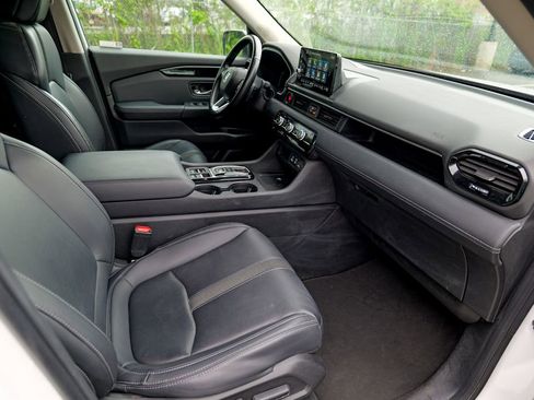 Used 2023 Honda Pilot EX-L image 37