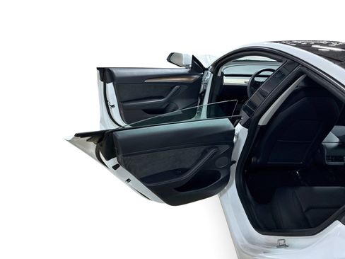 Certified 2023 Tesla Model 3 Standard Range RWD image 10