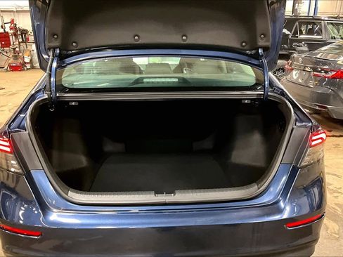 Used 2023 Honda Accord EX image 32