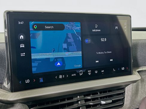 Used 2025 Ford Explorer Platinum w/ LUX Leather Package image 21