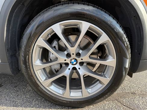 Certified 2024 BMW X5 xDrive40i w/ Parking Assistance Package image 18
