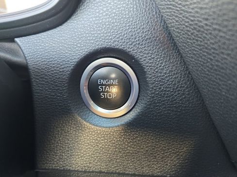 Certified 2023 Toyota Corolla SE image 19