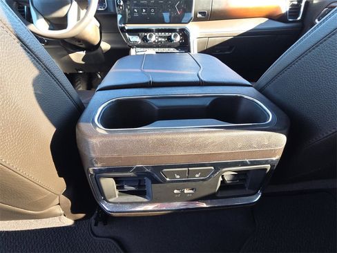 Certified 2023 GMC Sierra 1500 Denali w/ Denali Reserve Package image 34