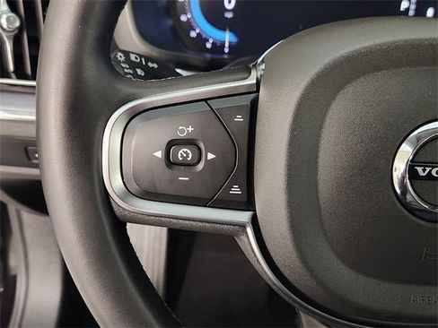 Used 2024 Volvo S60 B5 Core image 27