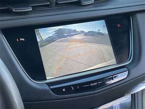 Used 2017 Cadillac XT5 FWD image 28