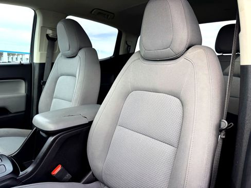 Used 2022 Chevrolet Colorado W/T w/ WT Convenience Package image 12