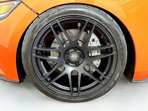 Used 2015 Ford Mustang GT Premium RWD image 8