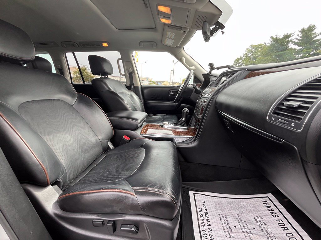 Used 2018 Nissan Armada Platinum w/ Interior Lighting Package AWD/4WD image 45