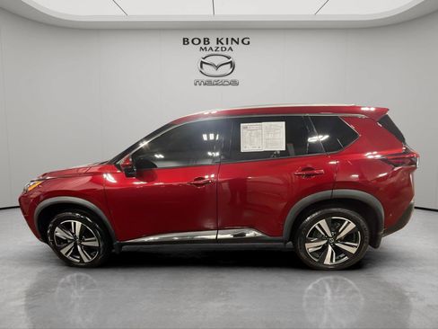 Used 2021 Nissan Rogue SL w/ Premium Package FWD image 2