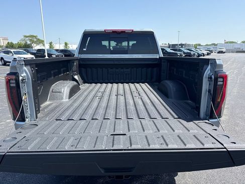 New 2026 GMC Sierra 2500 AT4 w/ AT4 Premium Plus Package AWD/4WD image 35
