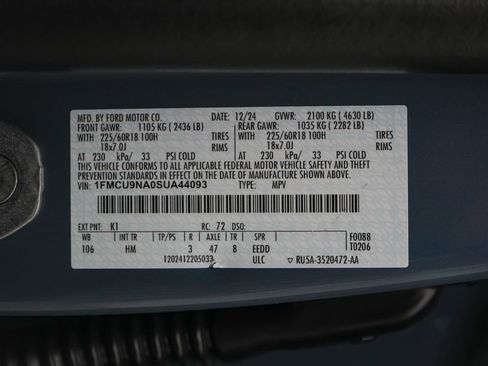 Certified 2025 Ford Escape ST-Line Select AWD/4WD image 23