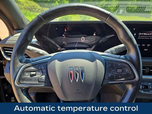 Used 2024 Buick Envista Preferred w/ Convenience I Package FWD image 4